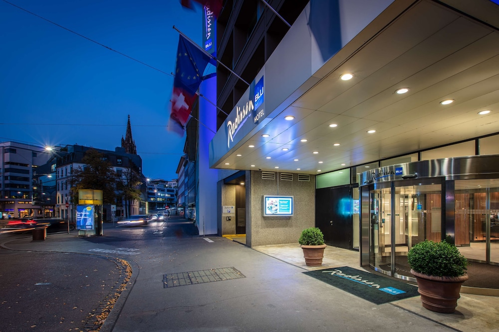 RADISSON BLU HOTEL BASEL 68/74