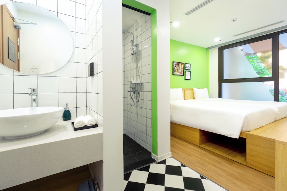 Wilque Hotel Hanoi 50/50