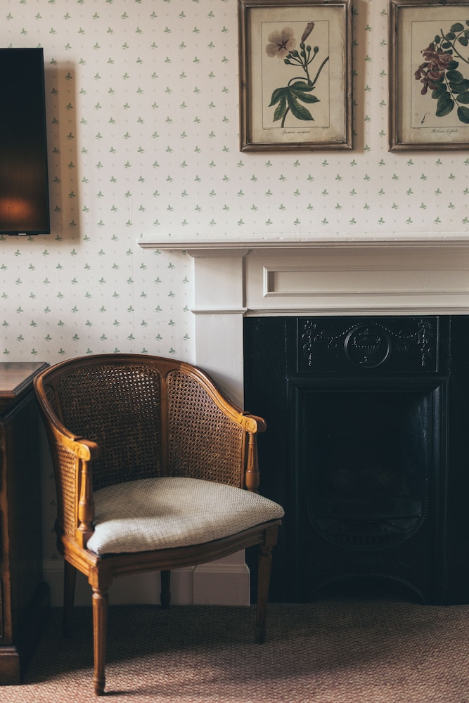 Rowton Castle Hotel 28/50