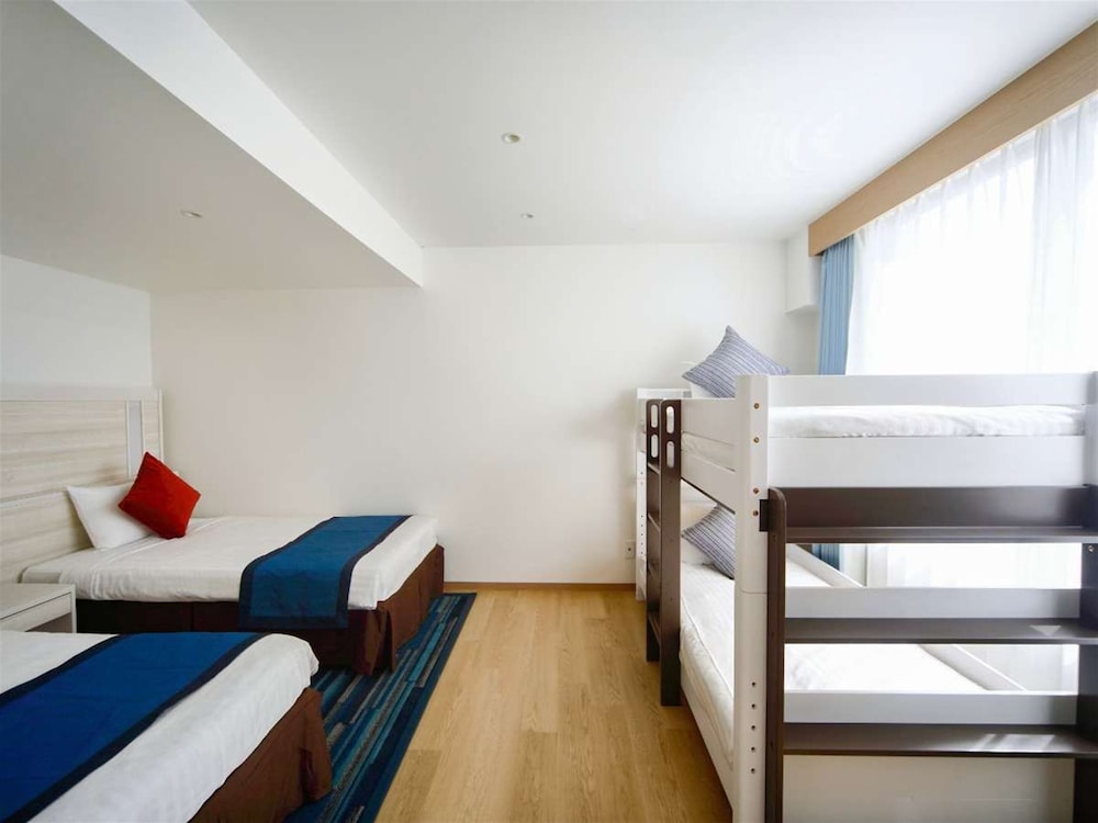 Hotel Breezebay Marina 49/71