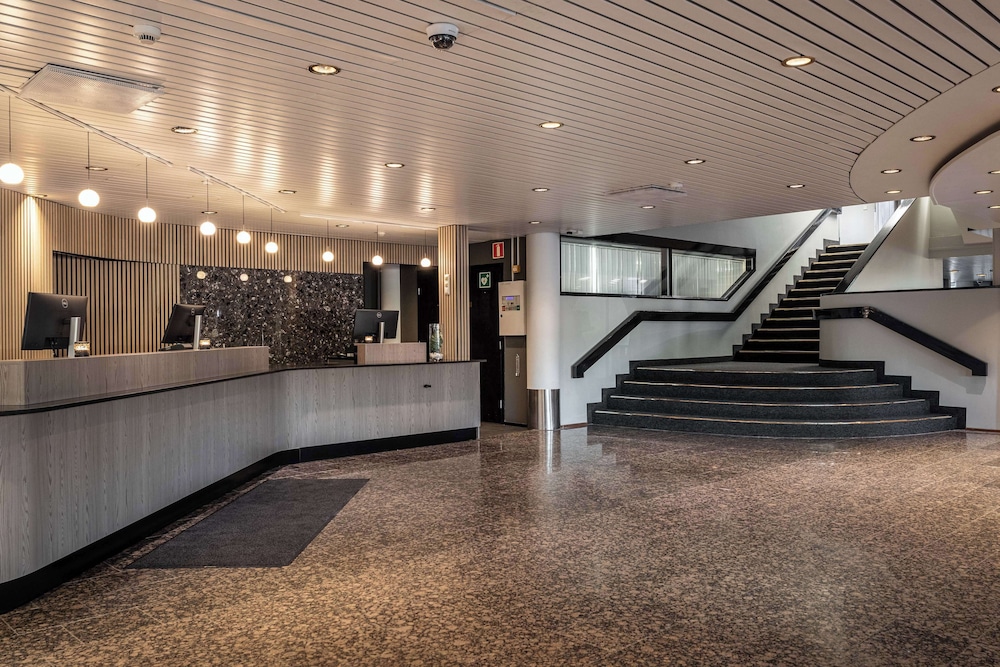 lobby