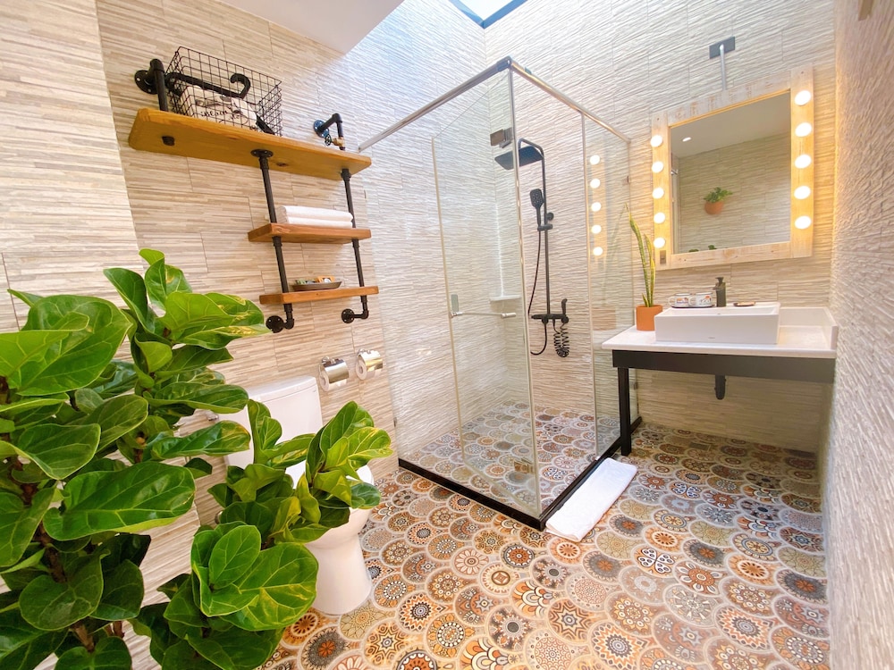 Minimi Inn - Sailrock Beach House 24/66