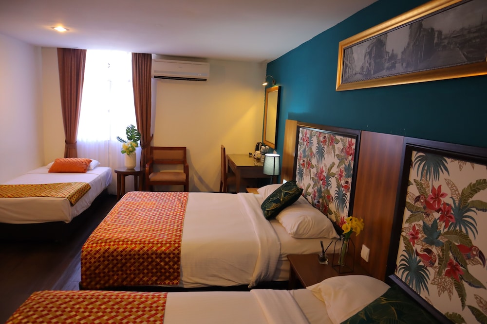 ARMENIAN STREET HERITAGE HOTEL 27/76