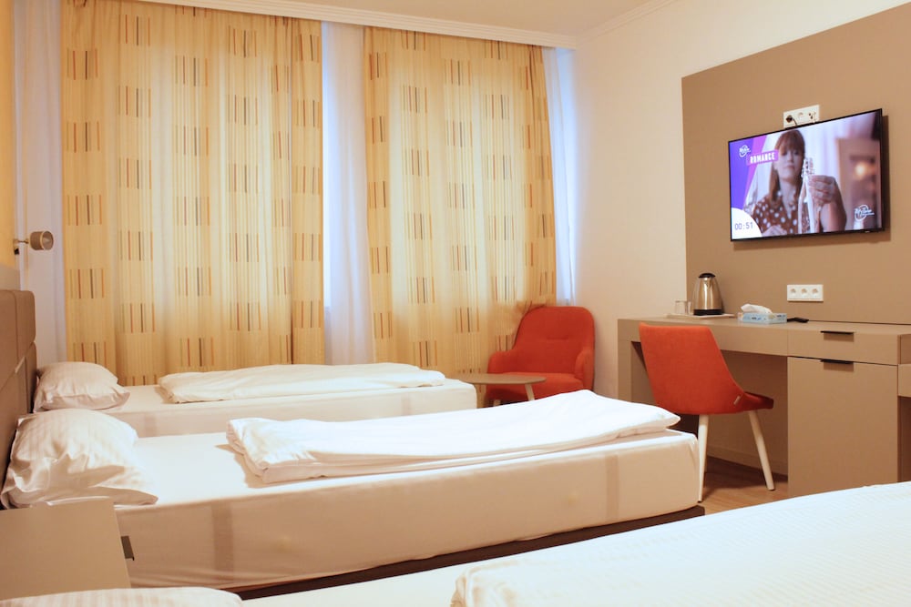 Isar City Hotel 6/48