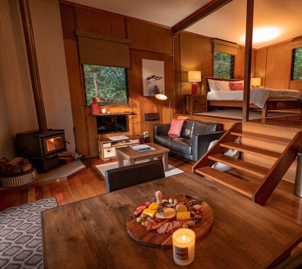 Whispering Valley Cottage Retreat 37/50