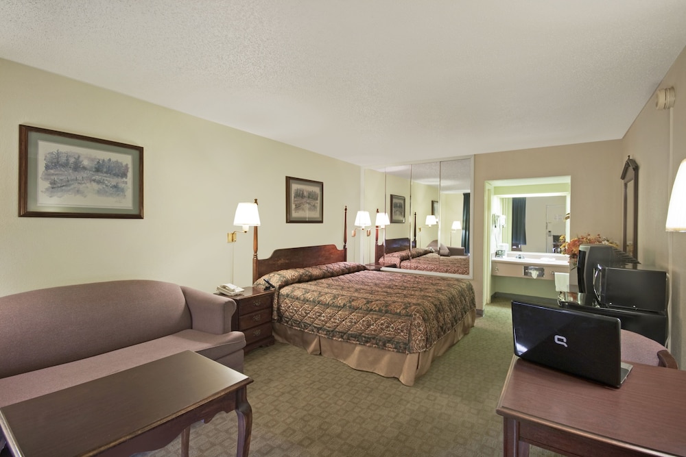 Rogers Inn 27/34