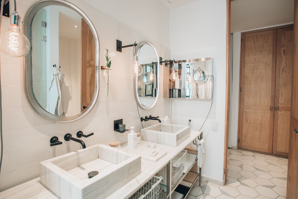 L Otel Doce 18 Concept House 55/60