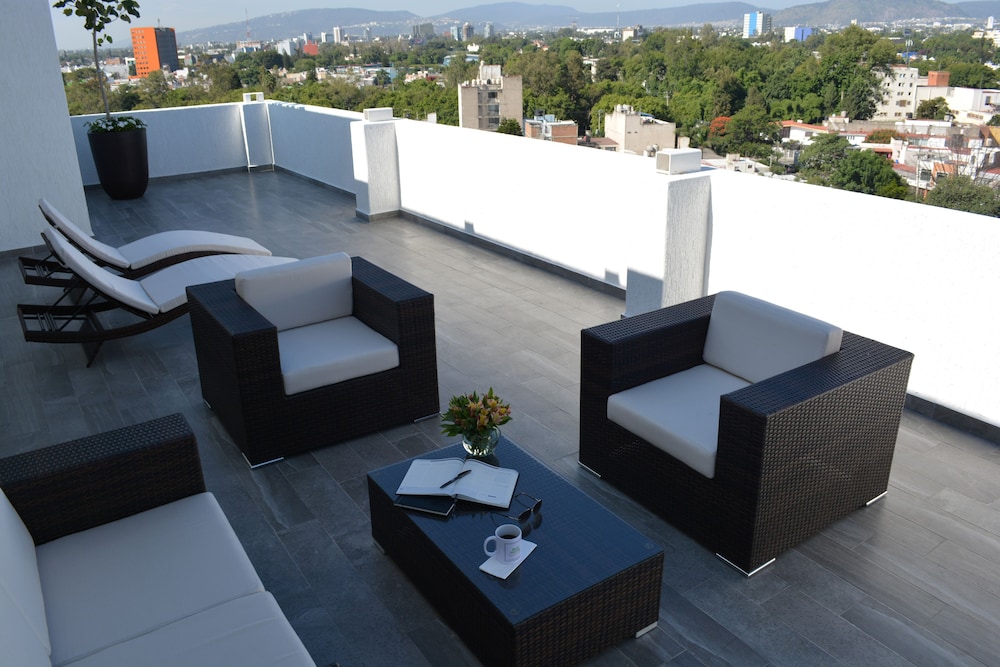 Eco Hotel Guadalajara Expo 38/54
