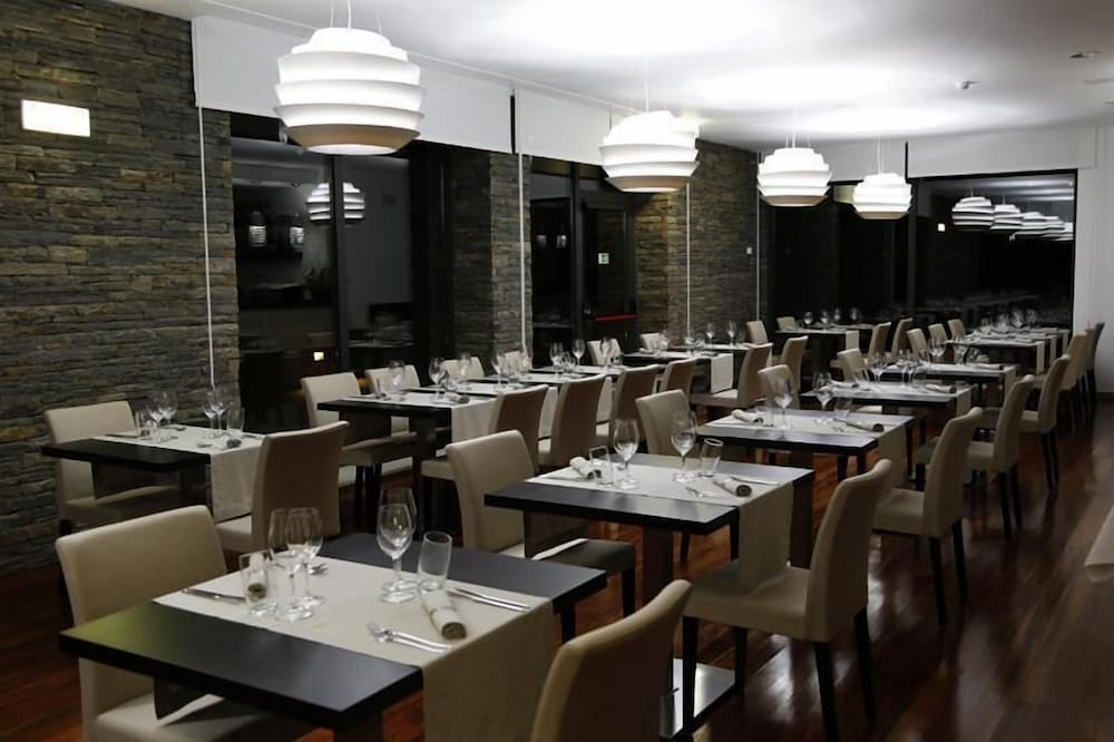 LBV HOUSE HOTEL 39/50