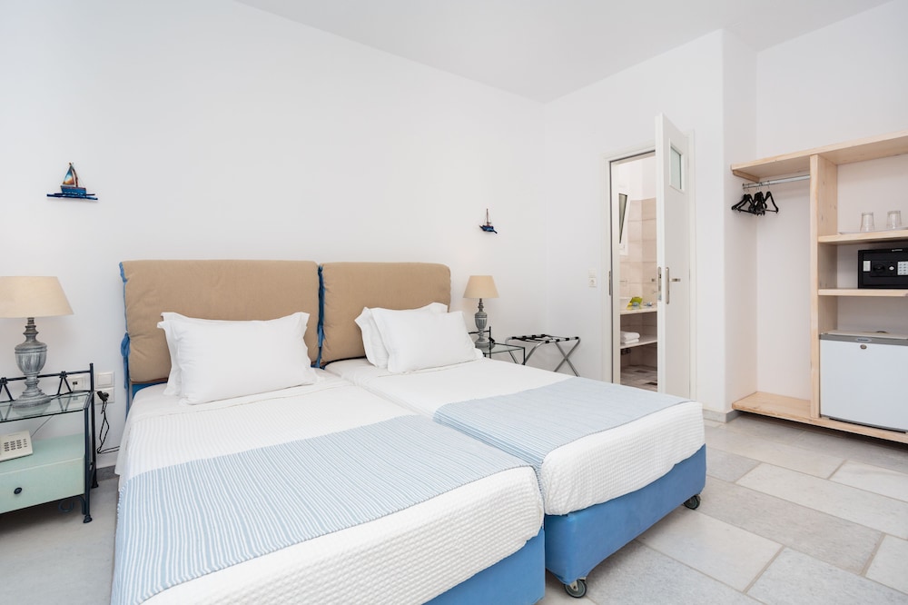 Pyrgaki Hotel 19/71