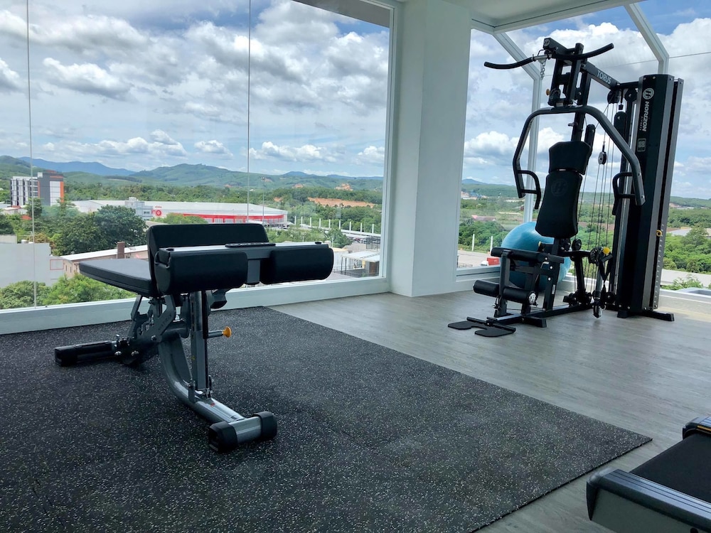 Crystal Hotel Hat Yai 42/54