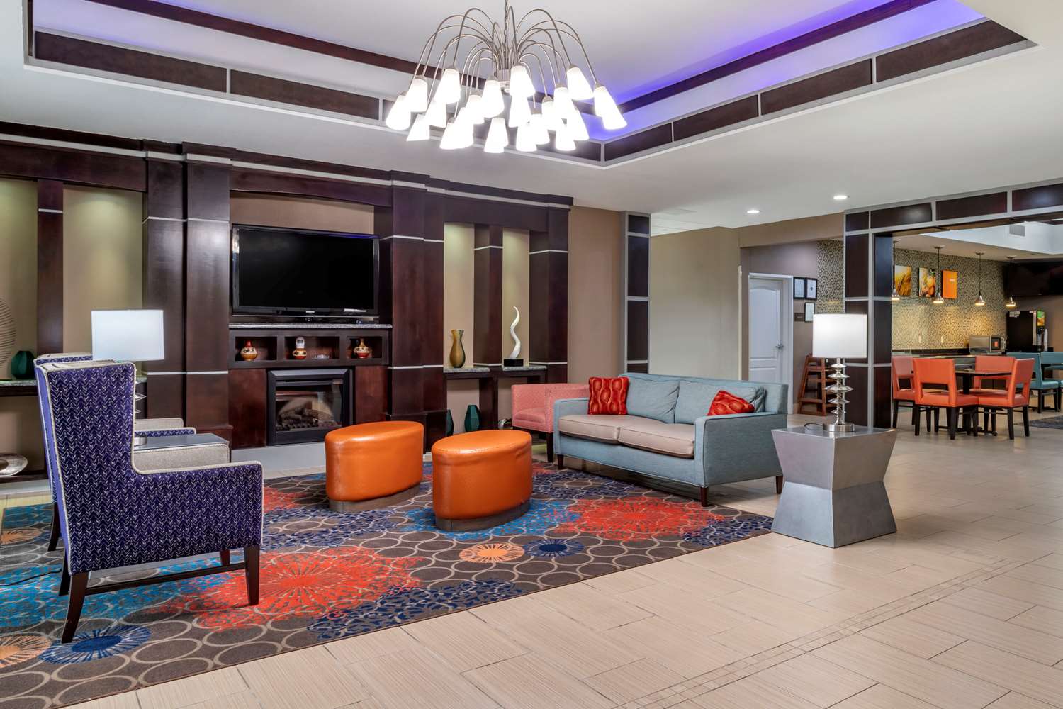 Comfort Inn & Suites Cleveland TX 21/40
