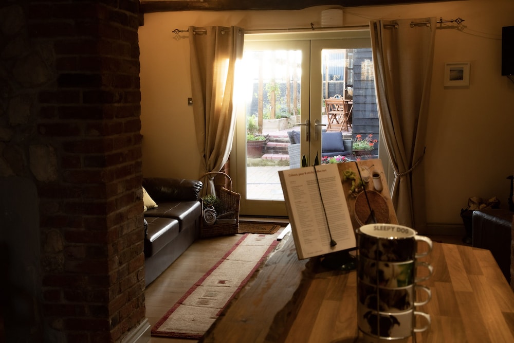 Norfolk Accommodation - mYminiBreak 30/50