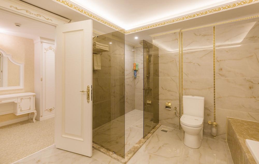 Kule Hotel And Spa 48/50
