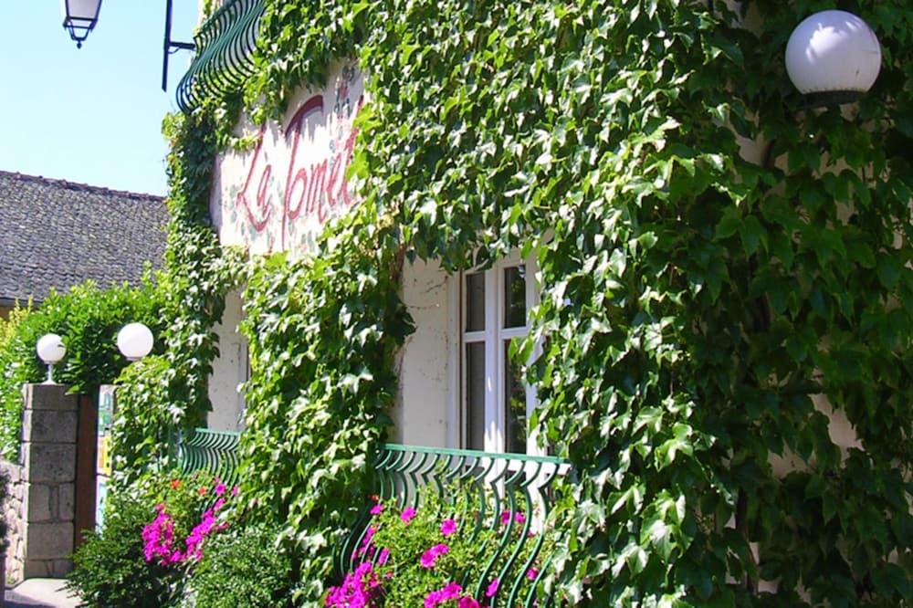 RELAIS DU SILENCE AUBERGE DE LA TOMETTE 54/57