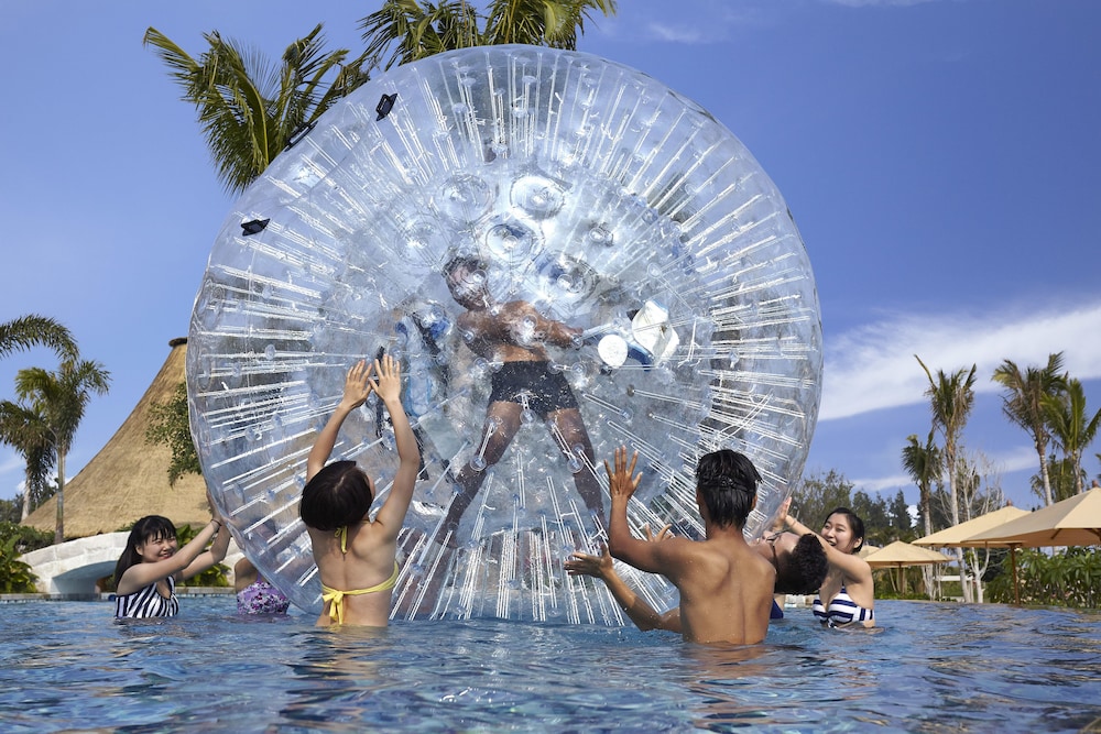 Shangri-La Sanya 18/48