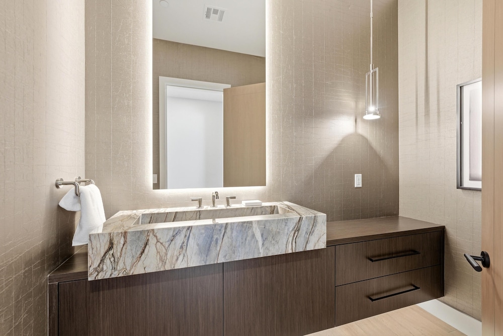 Hyatt at the Canyons by Park City Vacations 46/85