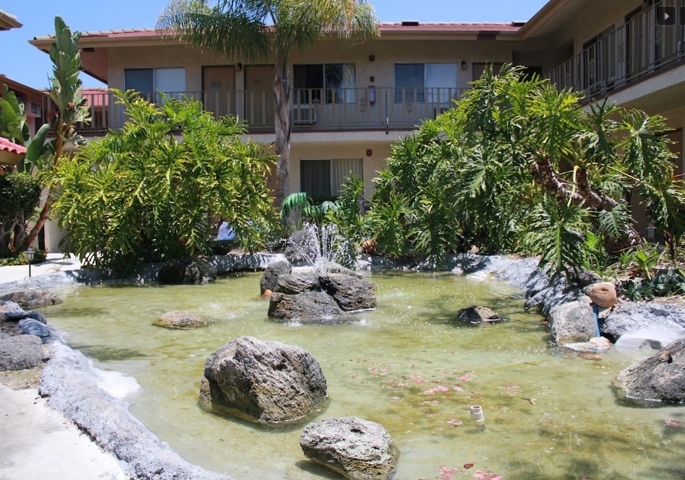 California Suites 45/55