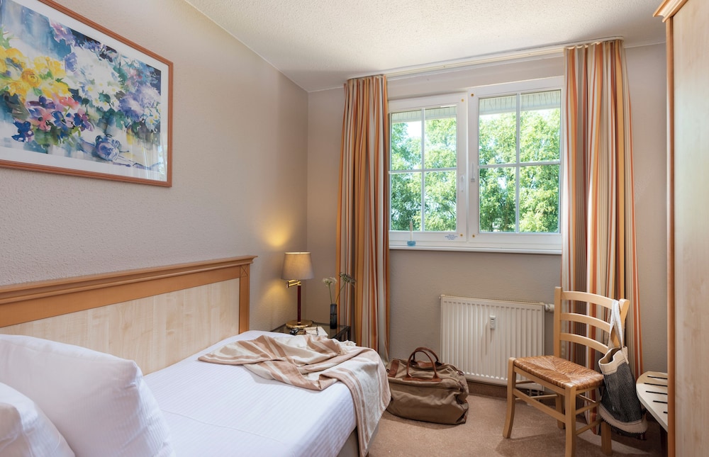 Precise Resort Rugen - Hotel & Splash Erlebniswelt 18/70