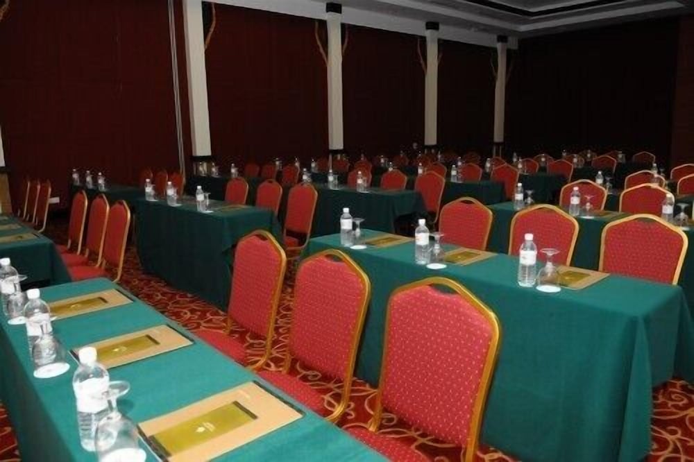 Hotel Seri Malaysia Lawas 50/58