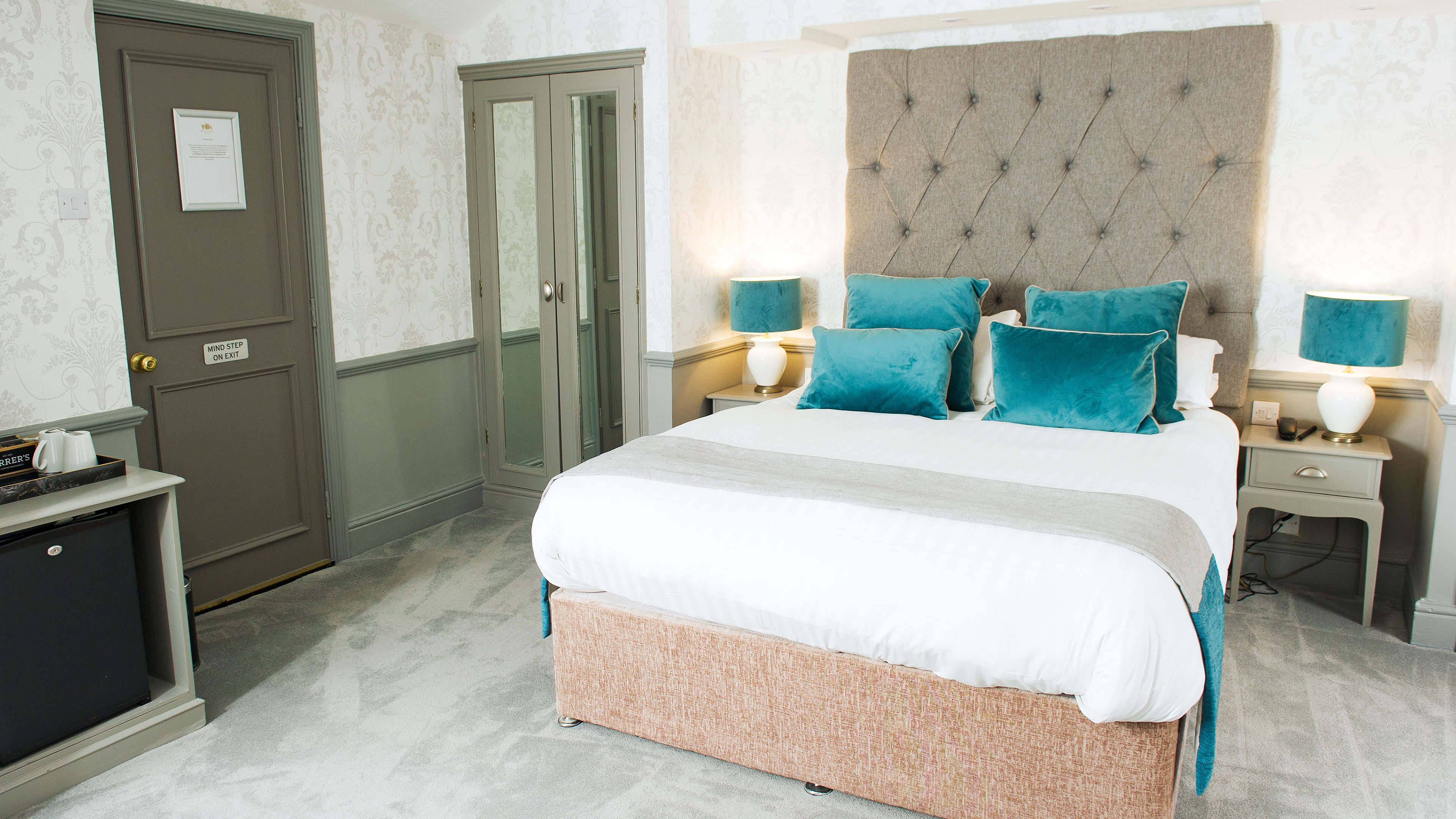 Crown Hotel Wetheral 9/49