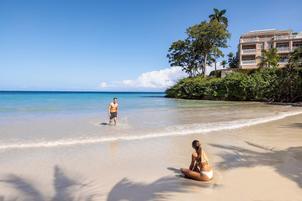 Couples Sans Souci - Adults Only 60/73