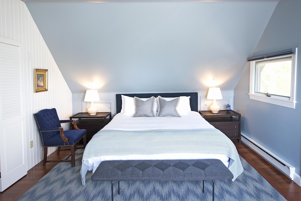 Cape Arundel Inn & Resort 10/49