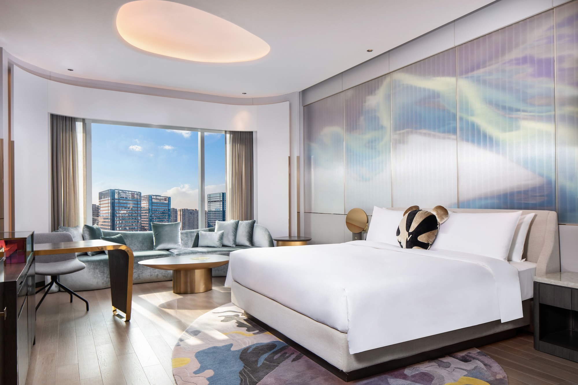 Wonderful, King Bed