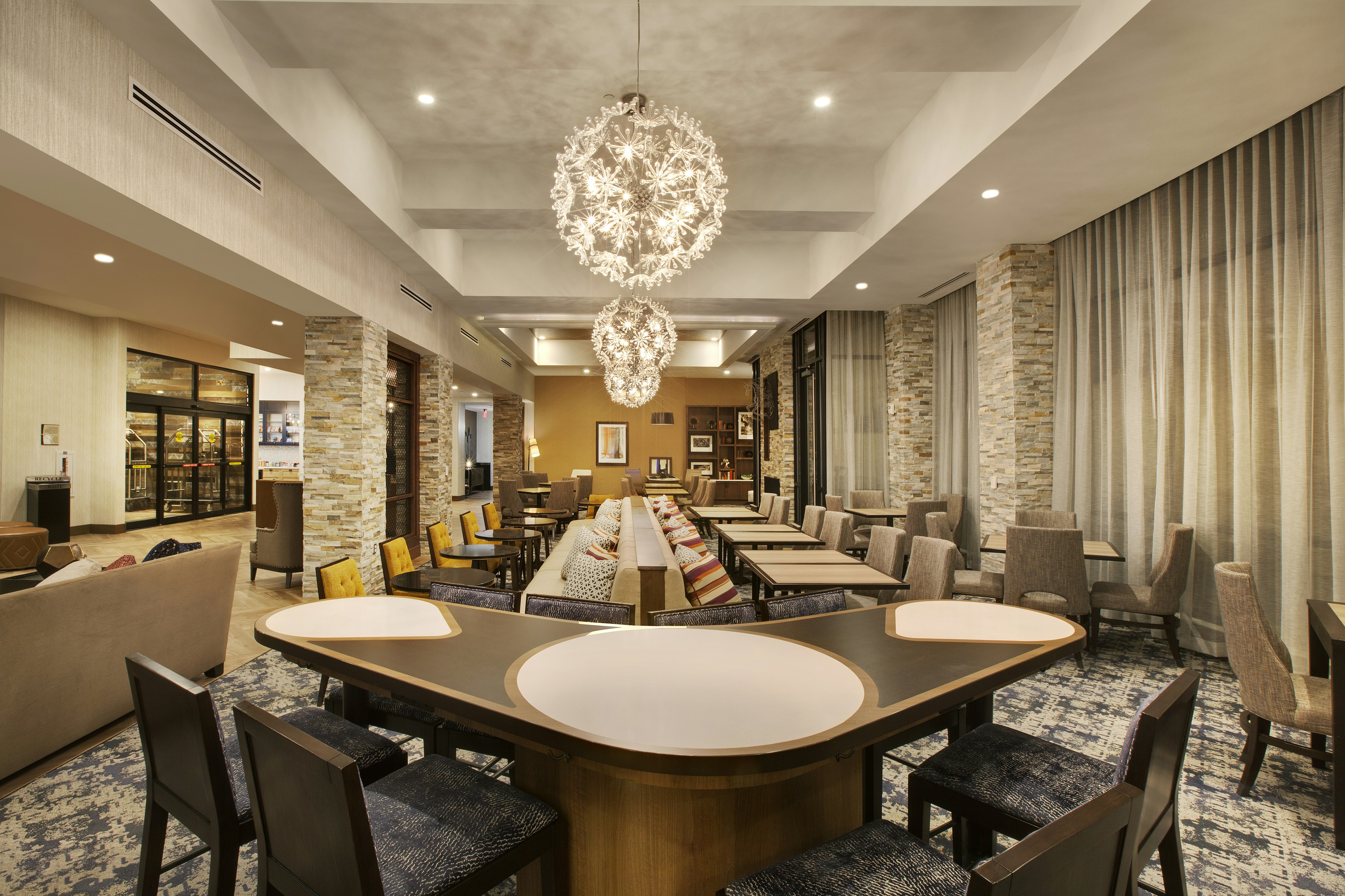 Homewood Suites By Hilton Louisville Downtown Ky 24/39