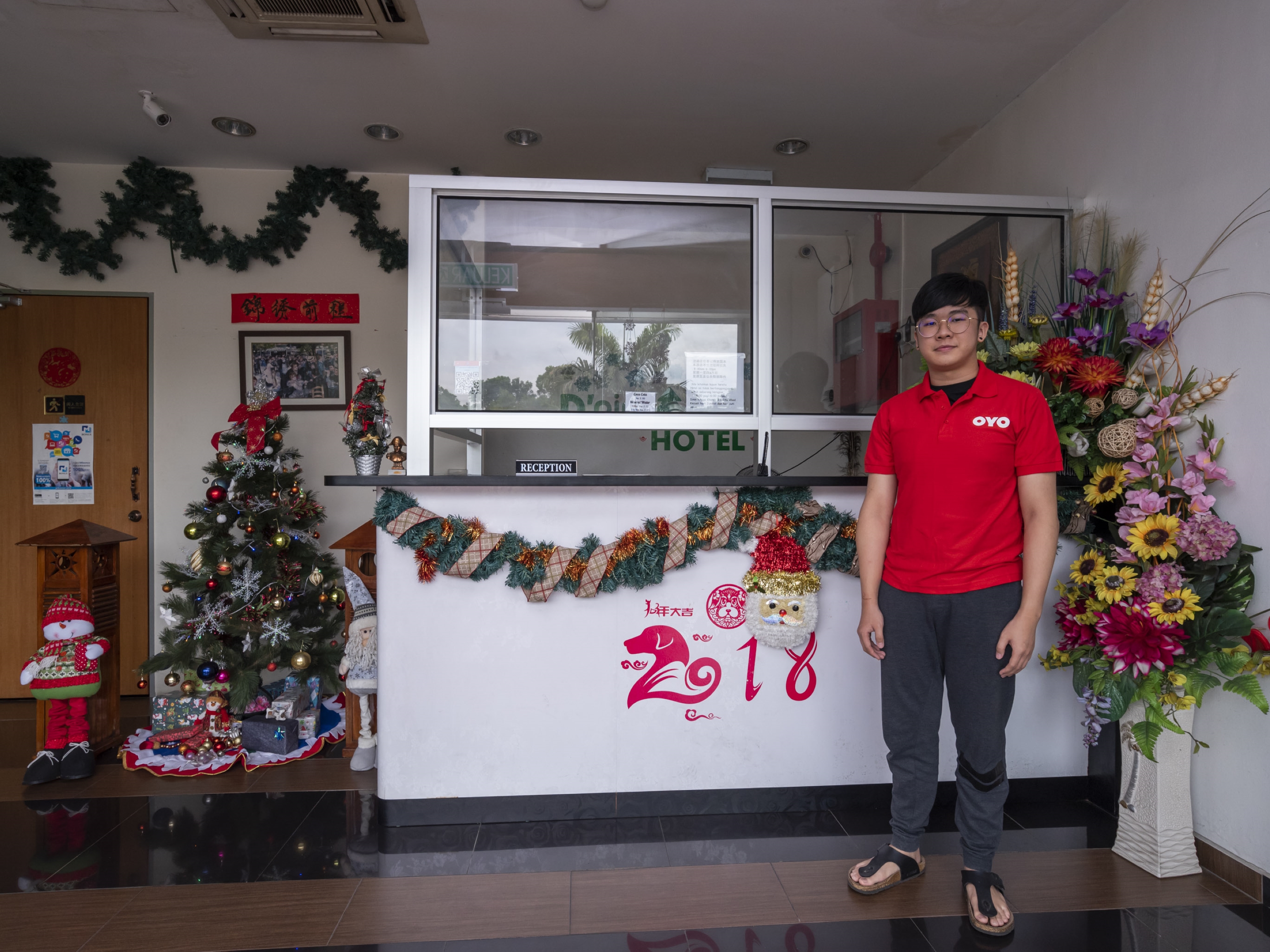 Oyo 614 D'pinetrees Hotel 2/26