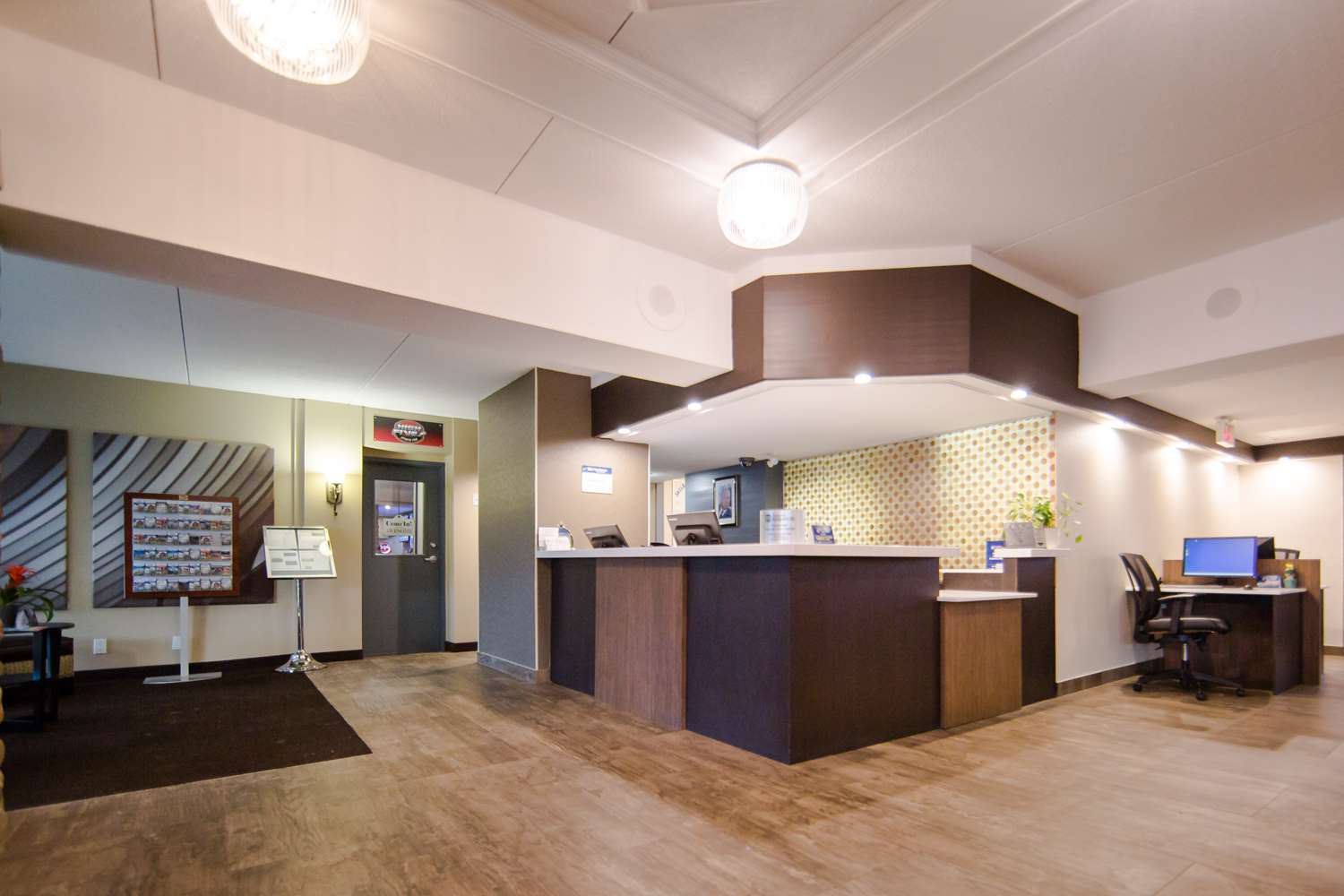 Ottawa Kanata Hotel and Conference Centre 3/24