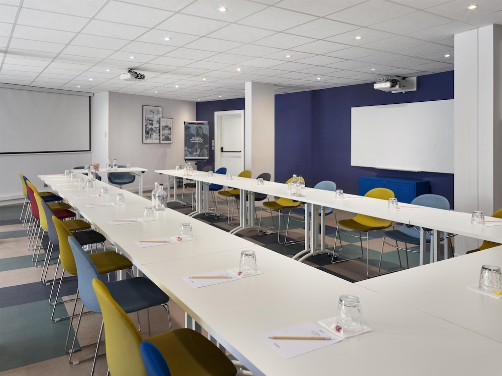 Radisson Hotel Aix En Provence 56/65