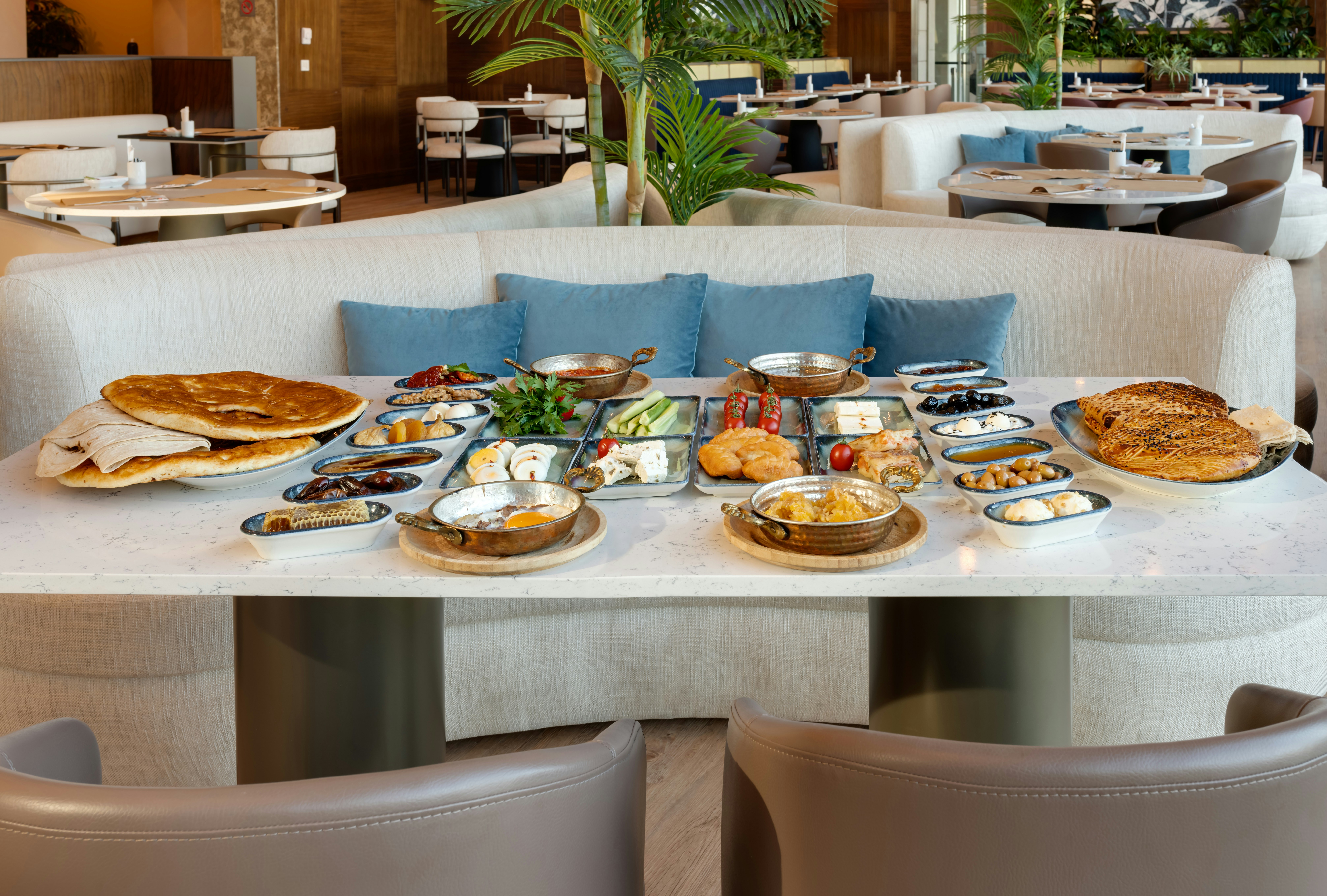 Doubletree By Hilton Hotel Van 70/87