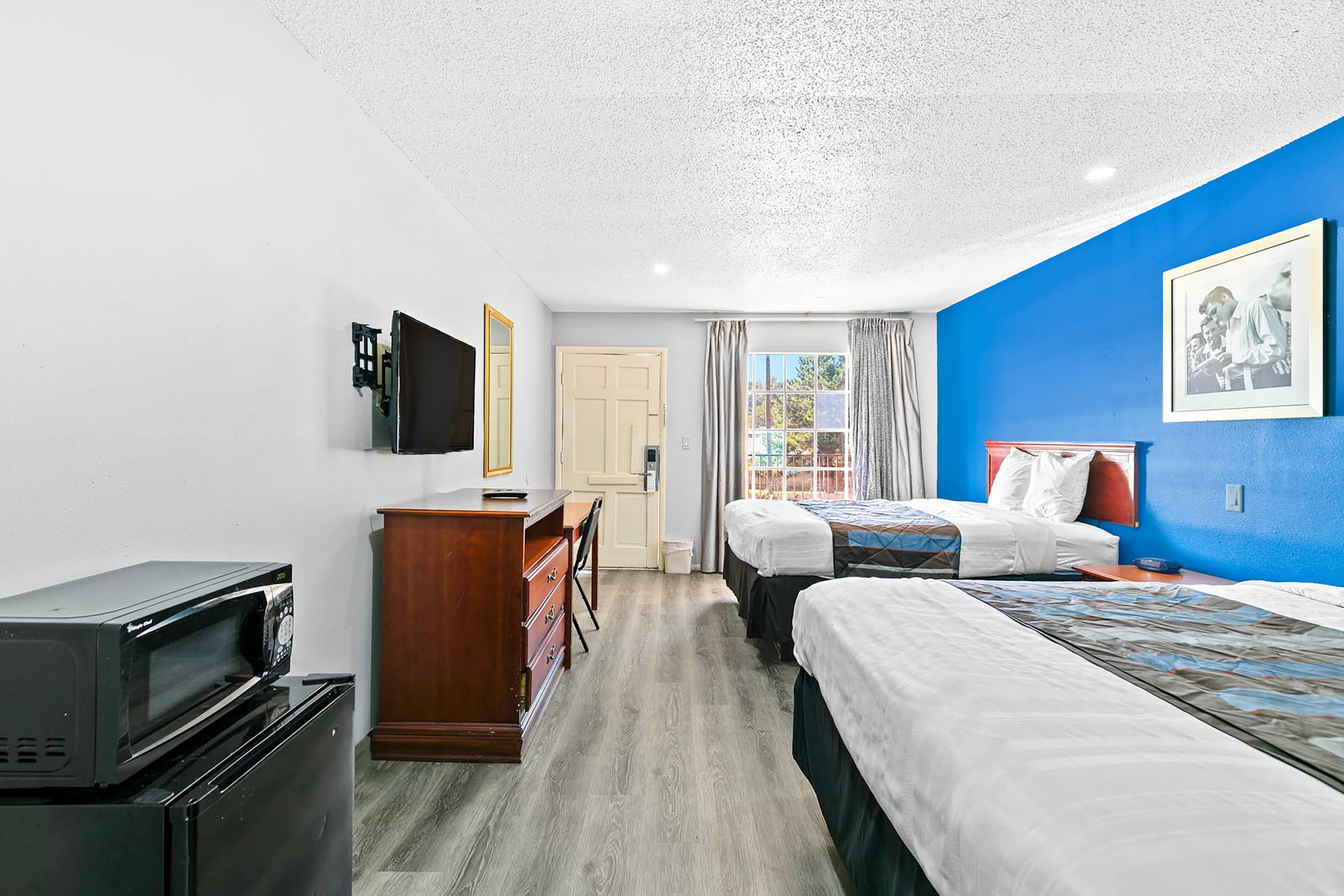 Jeffersonian Motor Inn by Townhouse, Prentiss MS 27/59