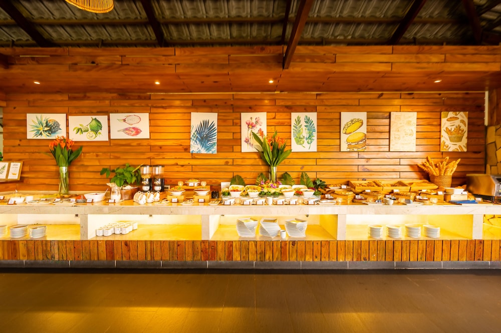 Camia Resort & Spa 7/71