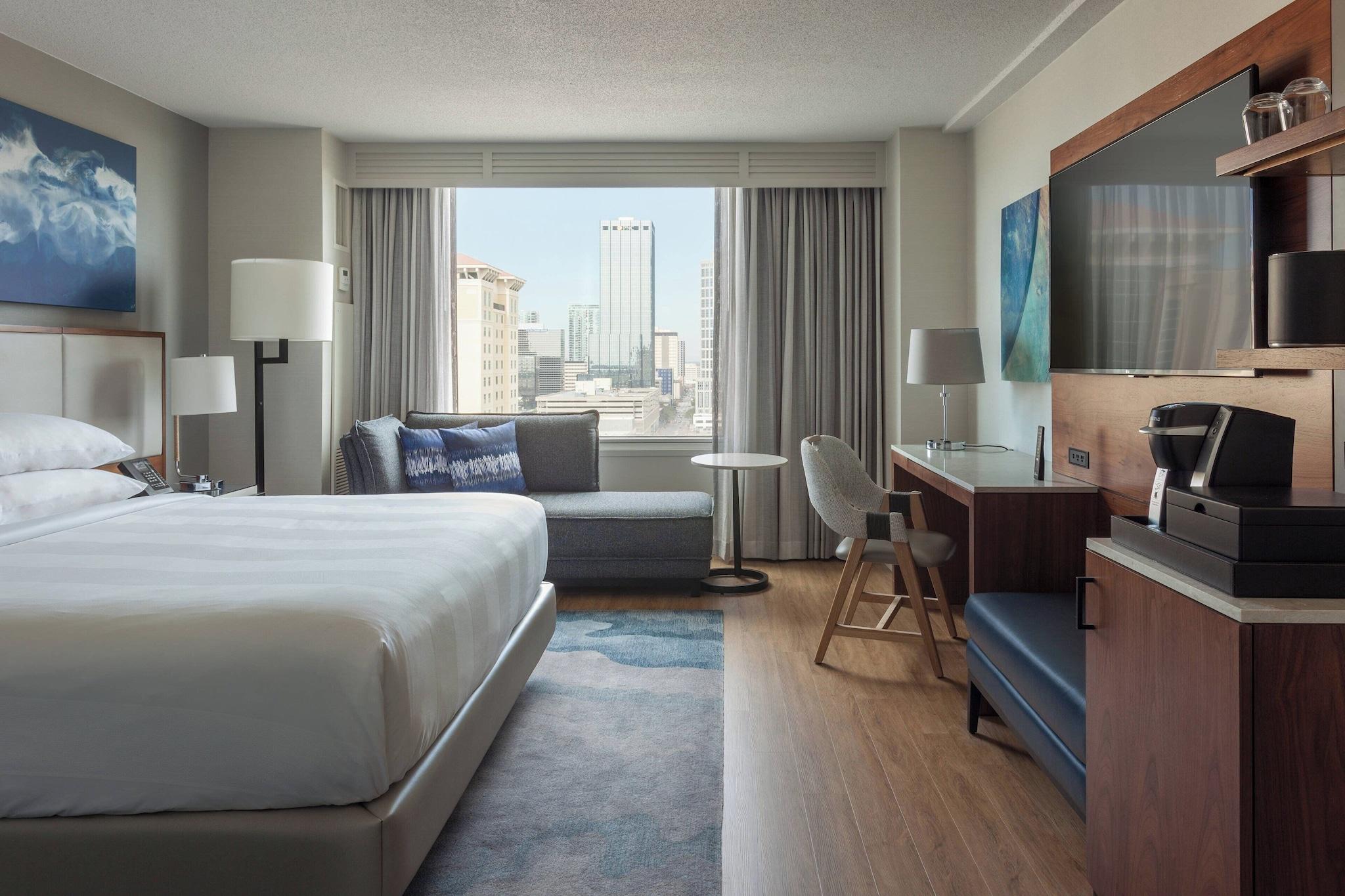 غرفة بسرير مزدوج لذوي الإعاقة، Tampa Marriott Water Street 2/5