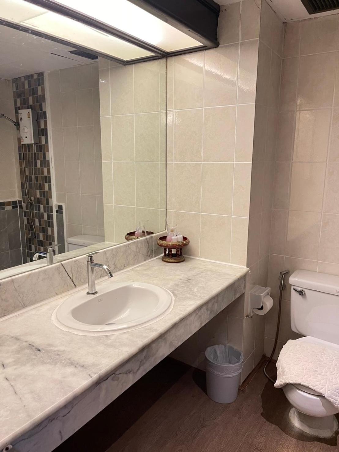 Thapaeplacehotel 43/46