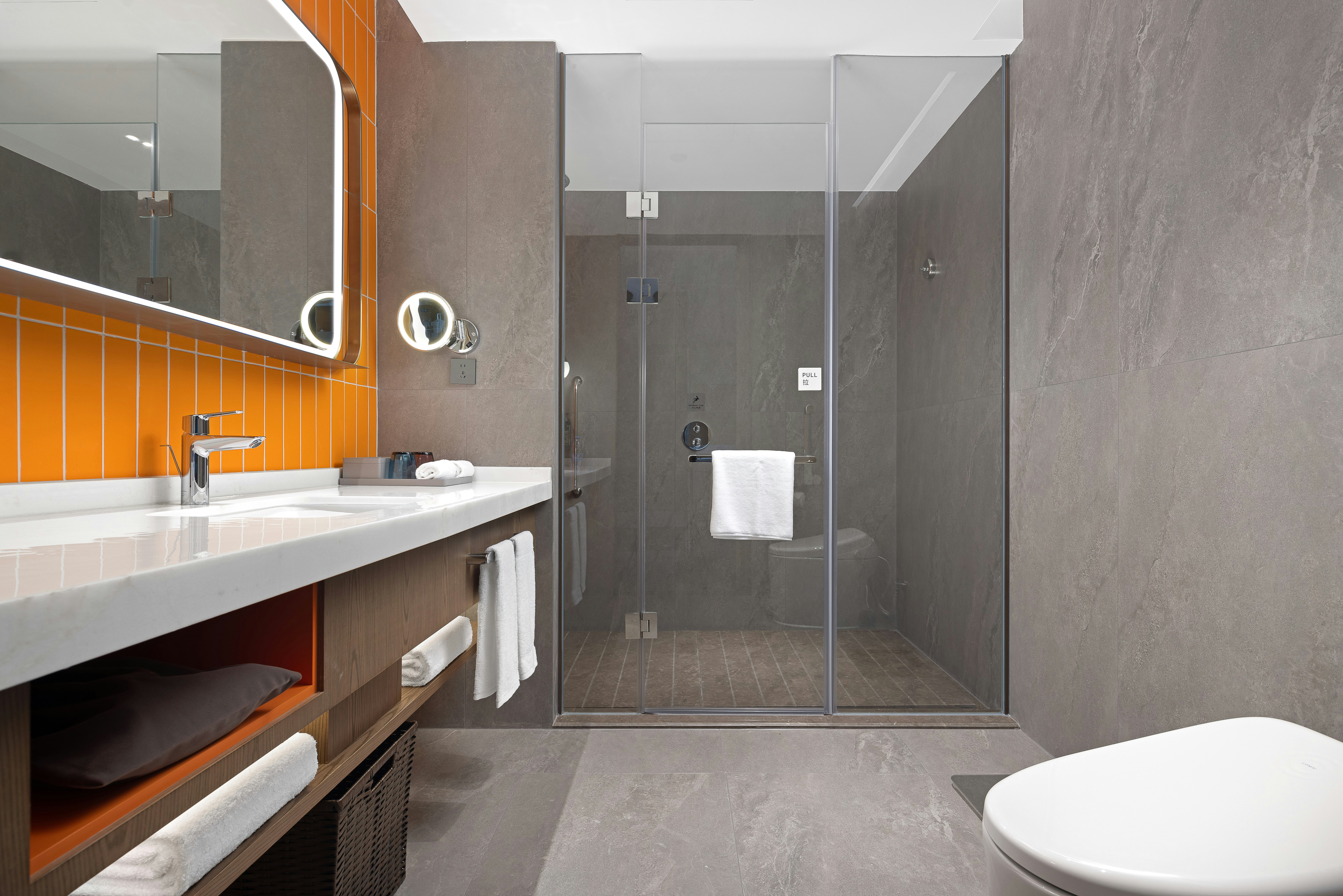 Home2 Suites by Hilton Xingyi Jushan Plaza 56/60