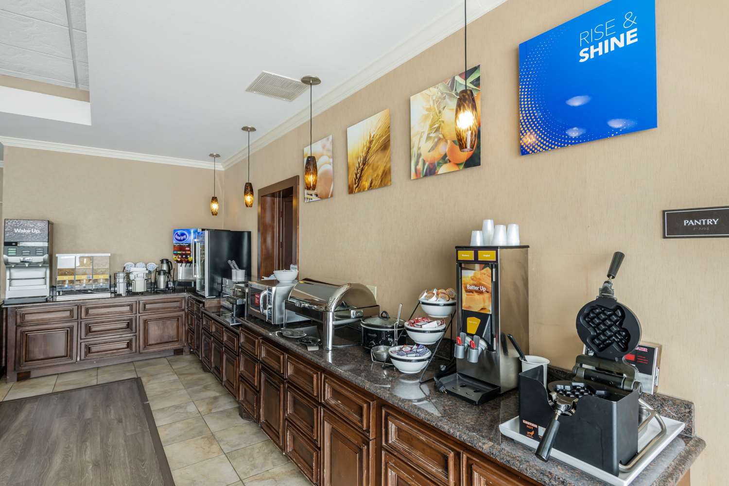 Comfort Inn and Suites Fort Worth Fossil Creek 17/22