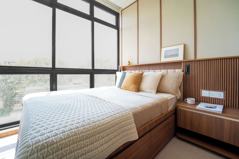 Momentus Serviced Residences Novena 12/50