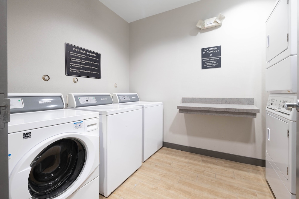 Candlewood Suites Houston Westchase Westheimer 10/39