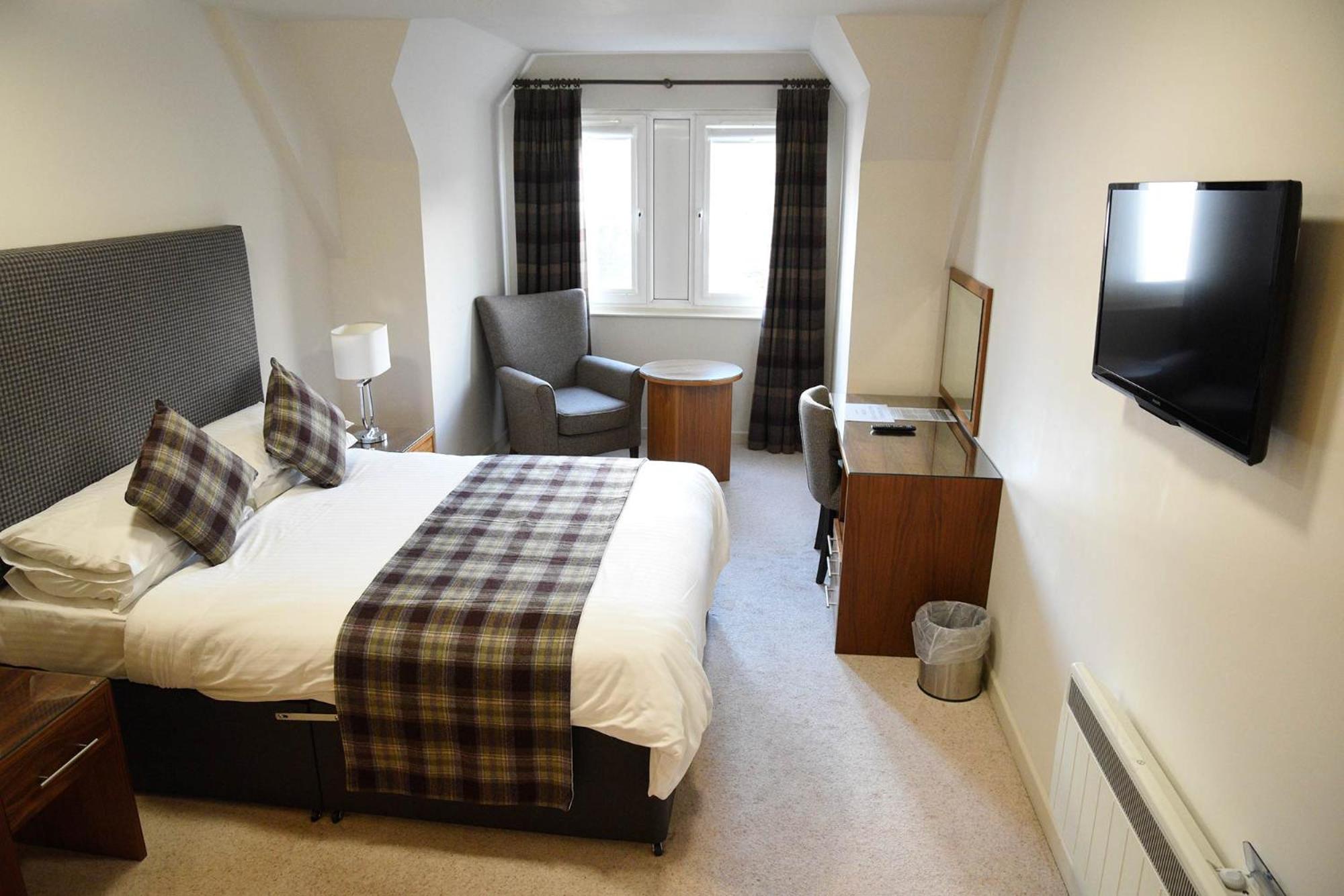 غرفة بريميير بسرير مزدوج، The Royal Hotel, Portree 9/10