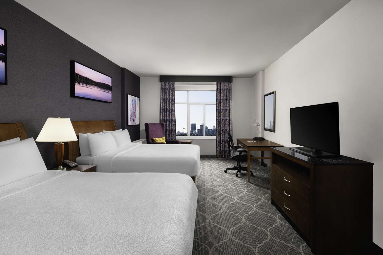 PREMIUM, 2 QUEEN BEDS