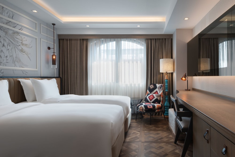Burdock Hotel Istanbul, Autograph Collection 6/50