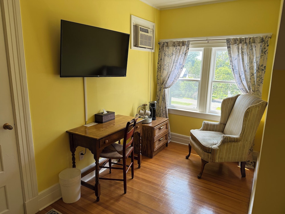 Hartness House Inn 38/50