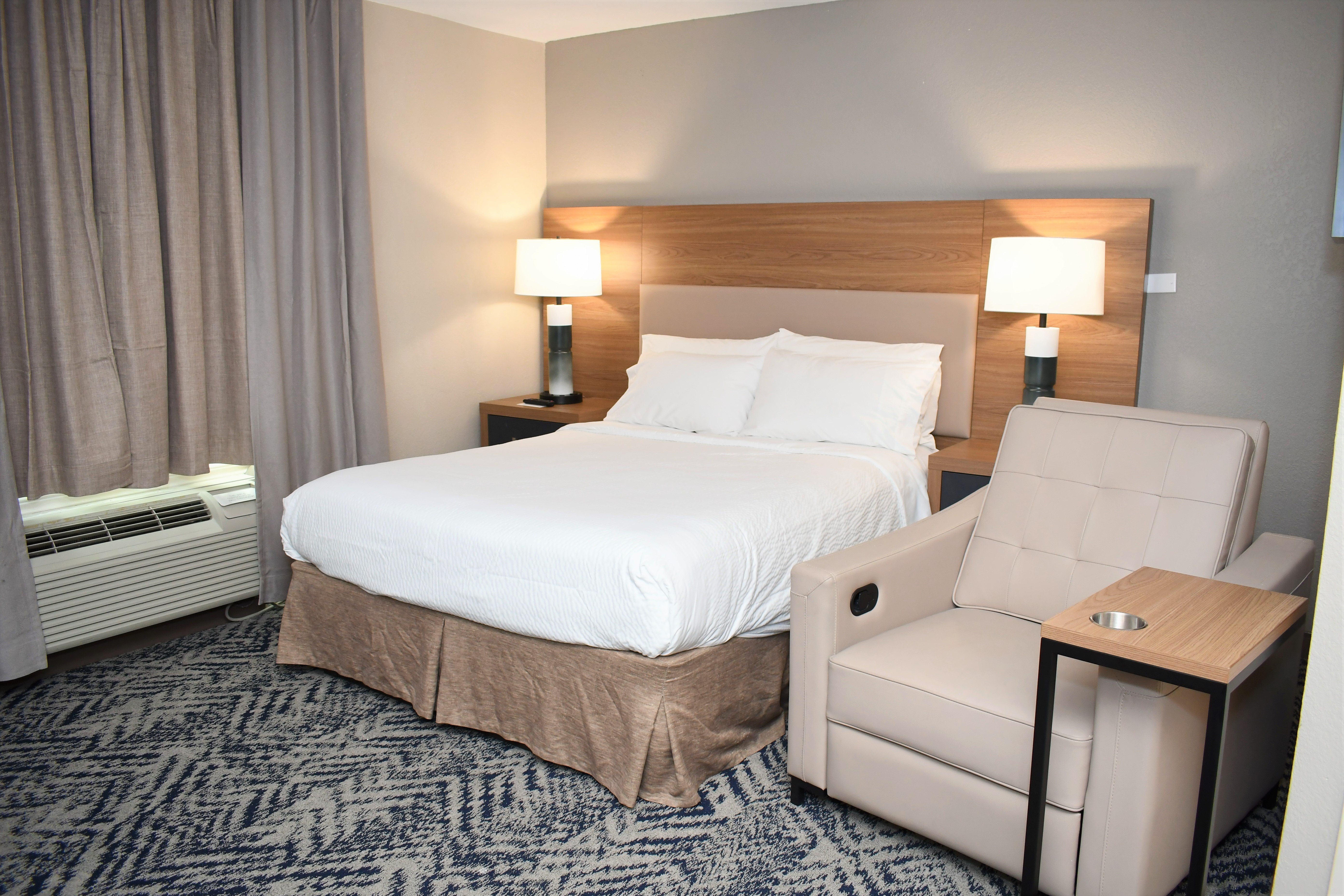 Candlewood Suites San Antonio Downtown 22/43