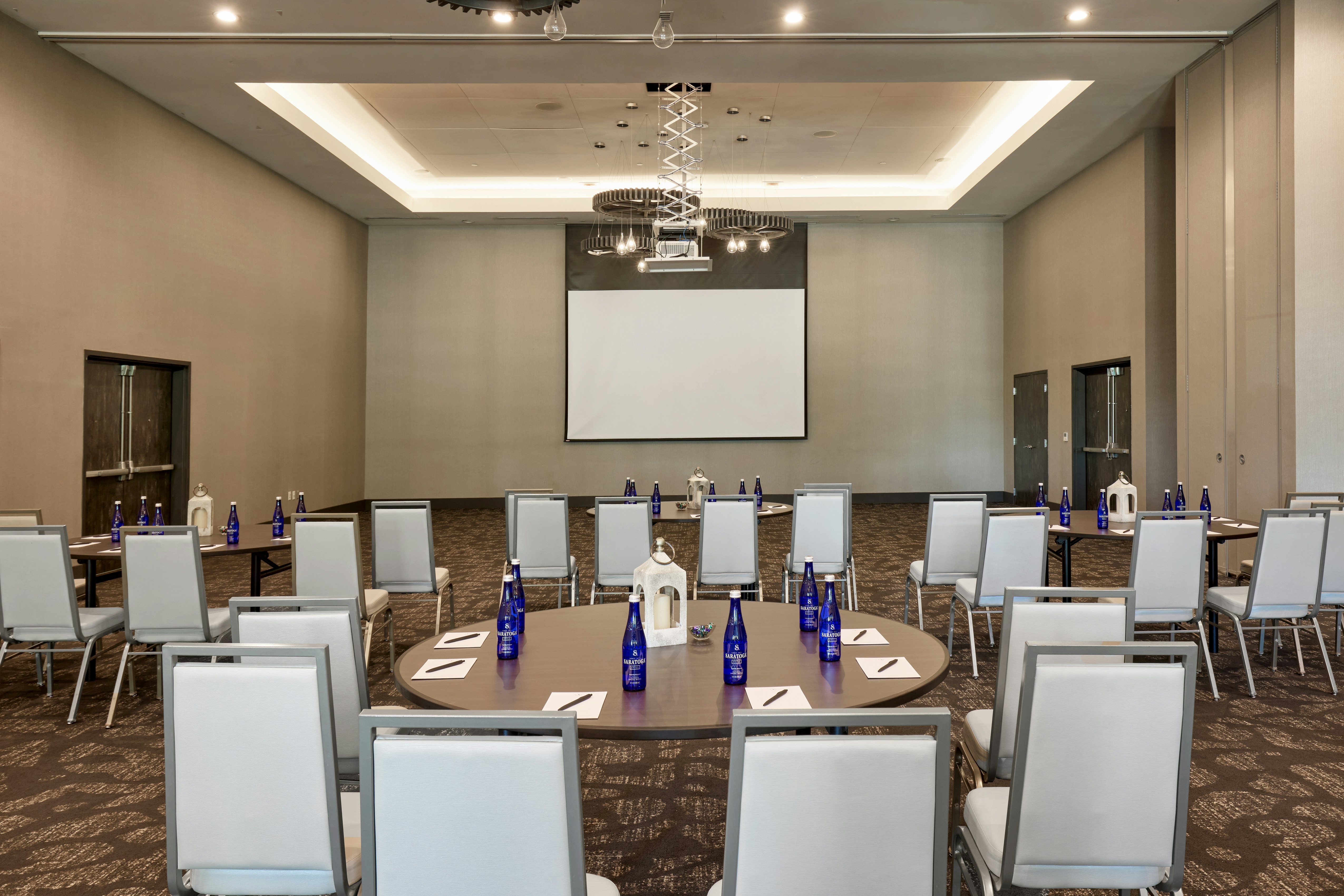 Archer Hotel Florham Park Morristown 70/80