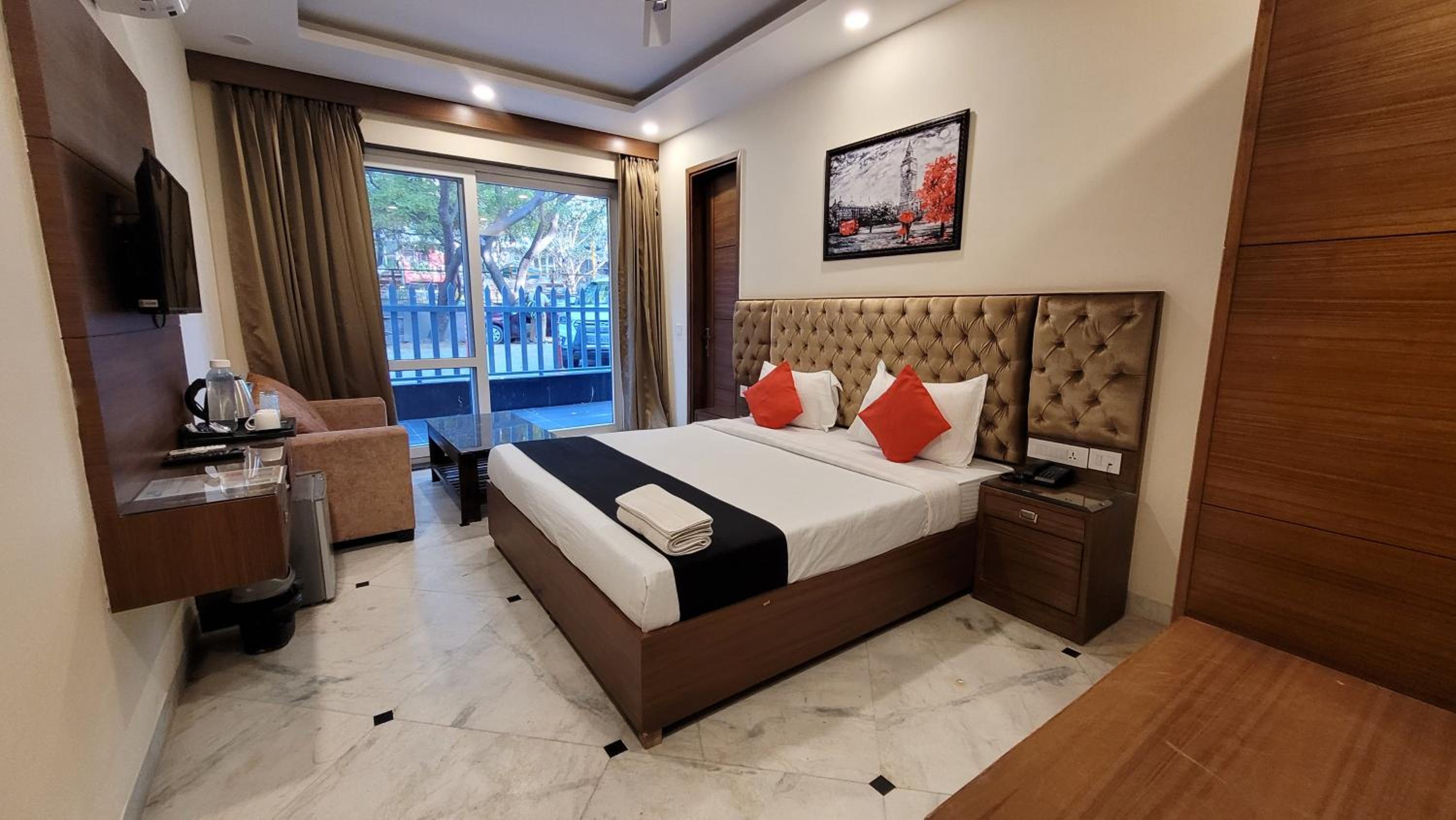 JMD Luxury Homes 6/19