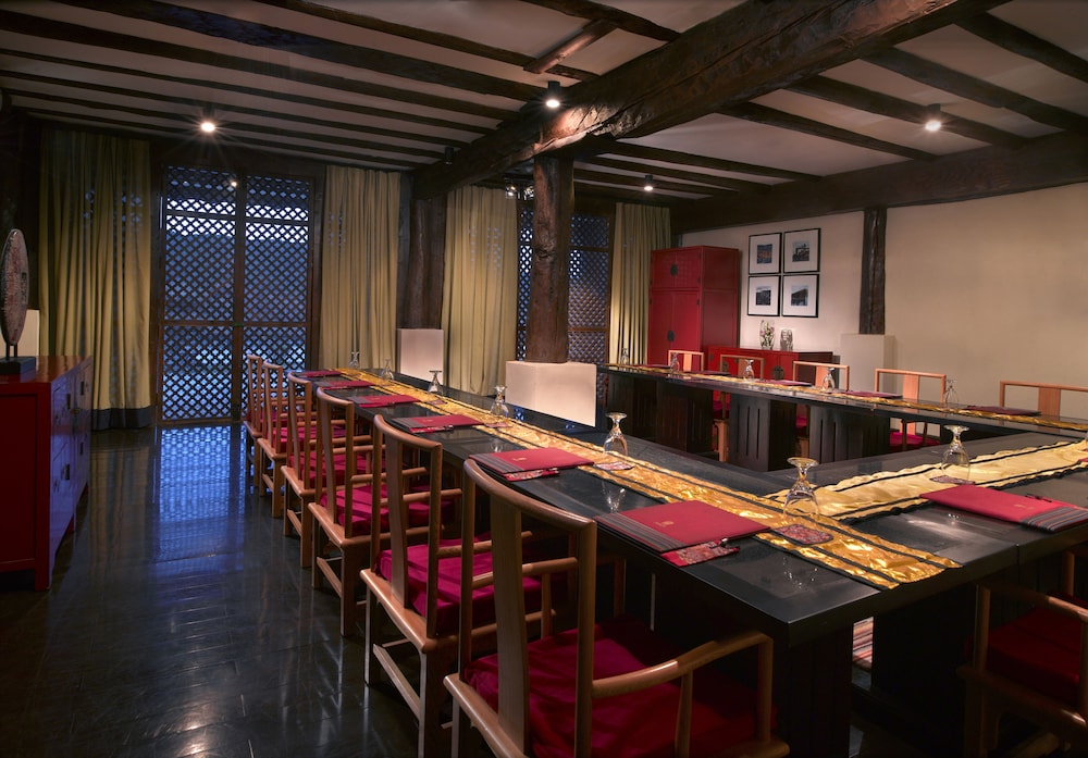 BANYAN TREE RINGHA 38/50