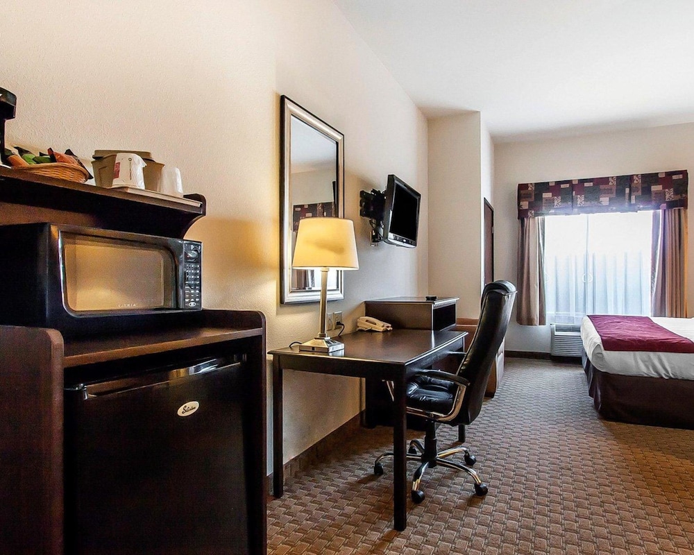 Comfort Suites Jackson Cape Girardeau 56/63
